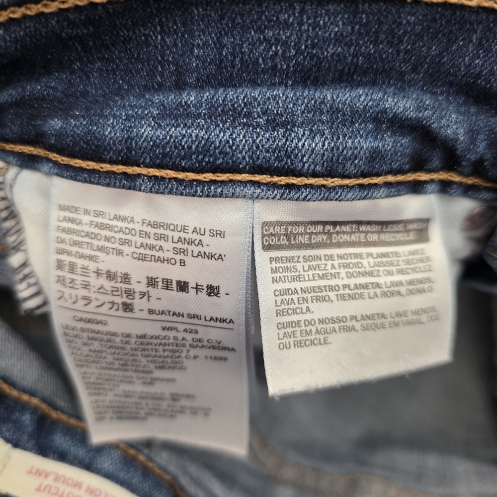 Levi's Dark Blue Bootcut Jeans - Picture 10 of 12